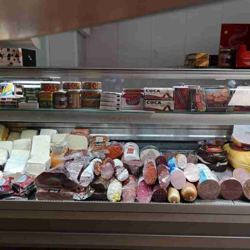 COMERCIAL OLIVARES SIERRA DEL SEGURA PUERTA DEL SEGURA